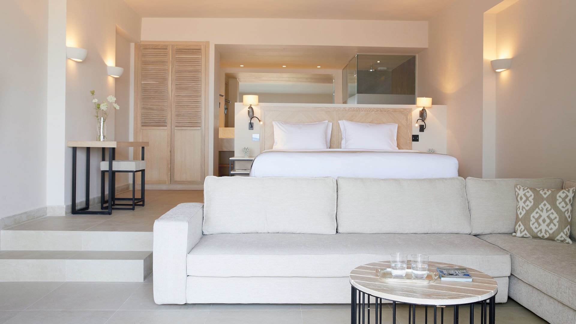 elivi skiathos suites