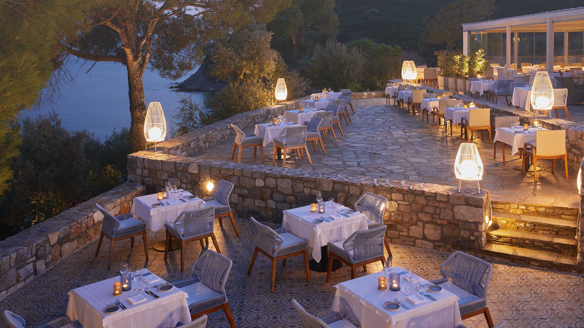 elivi skiathos leda swan restaurant