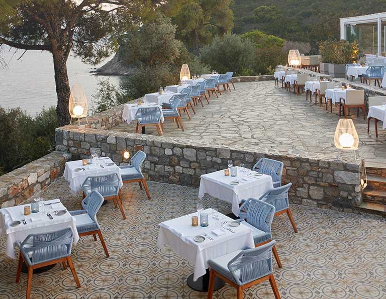 elivi skiathos leda swan restaurant