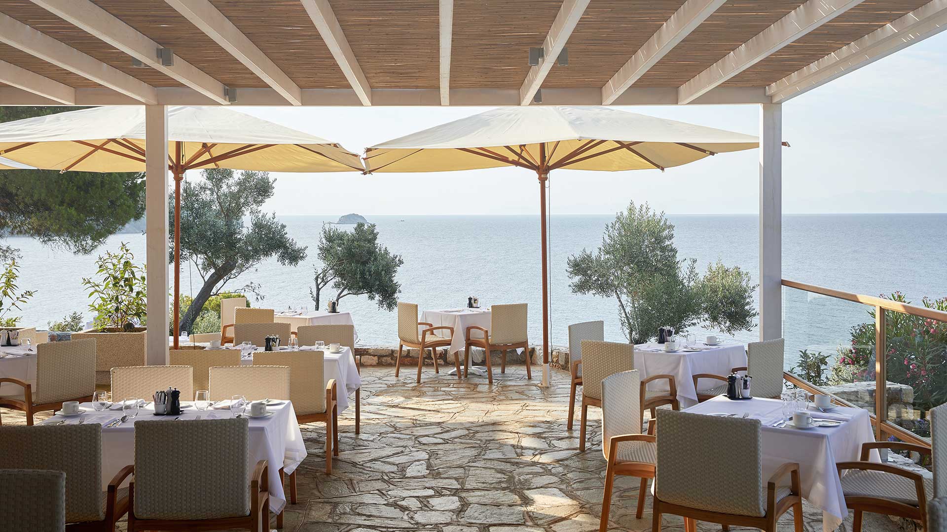 xenia hotel restaurant skiathos